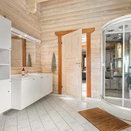 Beautiful In With Kitchen