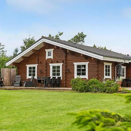 Holiday home Beautiful In With Kitchen